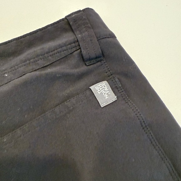 The North Face Black Men’s Athletic Shorts Outdoors Utility - Picture 5 of 7